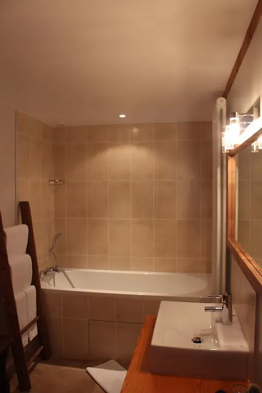 Bed & Breakfast Le Rezinet - Chambres D'Hotes Marcilly le Chatel